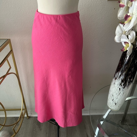BABATON Aritzia Elegant texture Pink Women's midi Skirt Sz 12 - Picture 2 of 4